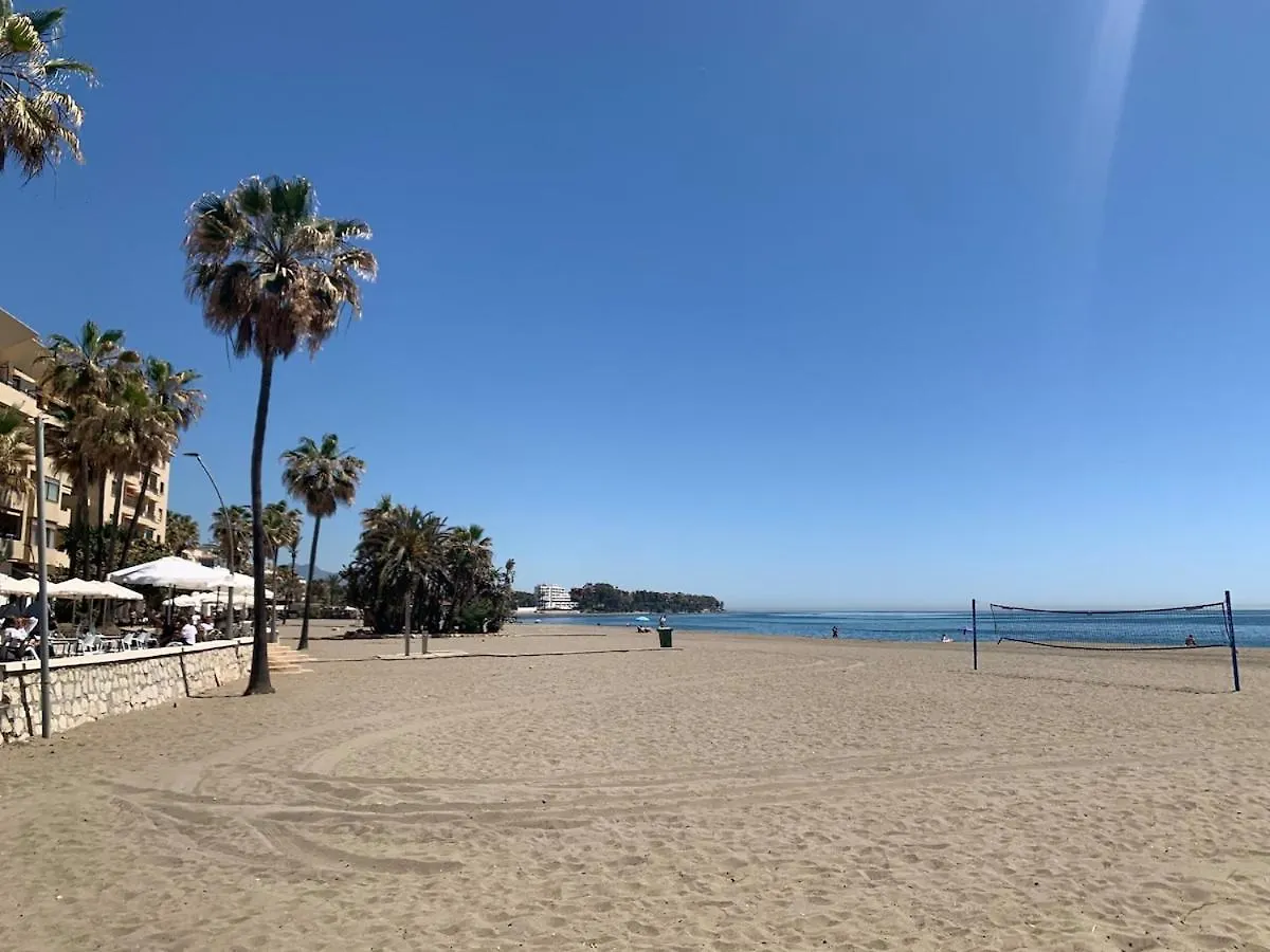 Cozy Beachfront 2B Apartment Estepona